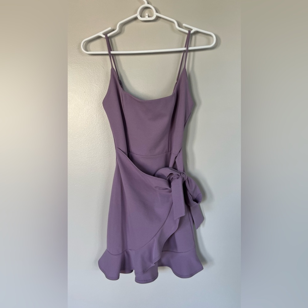 Capri Ruffle Tie Dress in Lavender
